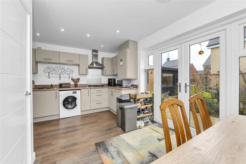 3 bedroom semi-detached house to rent, Pettits Drive, Bury St. Edmunds, Suffolk, IP32