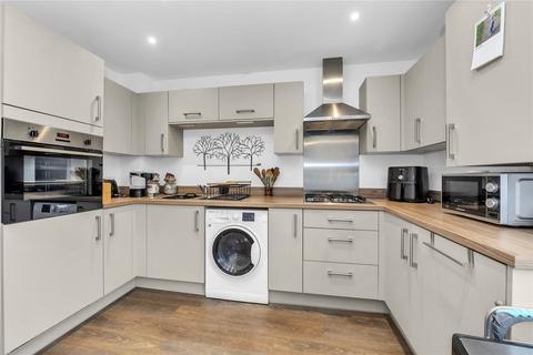 3 bedroom semi-detached house to rent, Pettits Drive, Bury St. Edmunds, Suffolk, IP32
