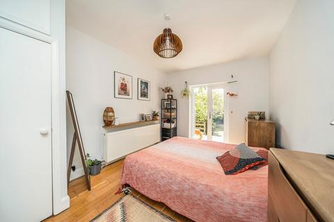 undefined, Thornton Avenue, London SW2