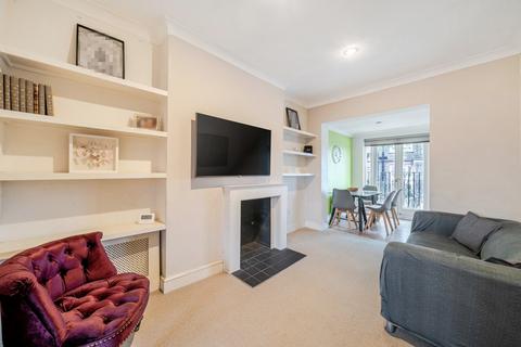 3 bedroom flat for sale, Chatham Road, Battersea, London, SW11