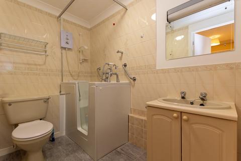1 bedroom apartment for sale, Tudor Court, Tudor Road, Llandudno, Conwy, LL30