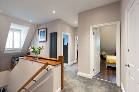 3 bedroom apartment for sale, Doods Road, Reigate, RH2