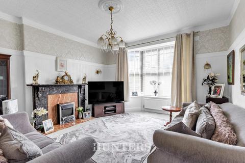 5 bedroom semi-detached house for sale, Rochdale Road, Middleton M24