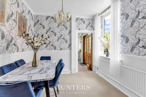 5 bedroom semi-detached house for sale, Rochdale Road, Middleton M24