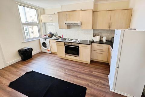4 bedroom block of apartments for sale, Block of 3 Flats