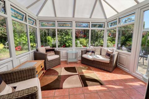 3 bedroom bungalow for sale, Holland on Sea CO15