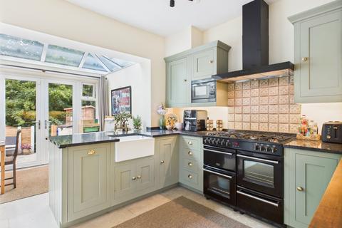 9 Dingle Terrace, Ashton-under-lyne, OL6 8AH