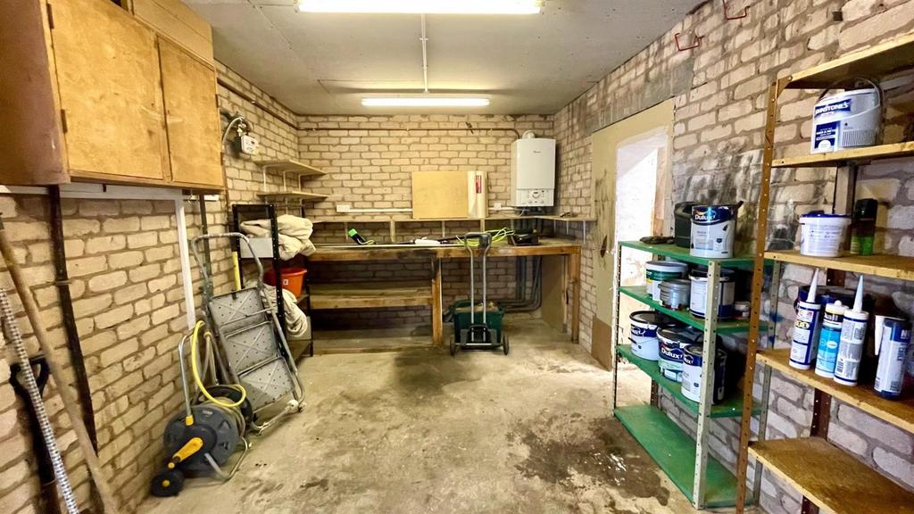 Integrated single car garage