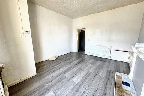 2 bedroom terraced house for sale, Bury New Road, Whitefield, M45