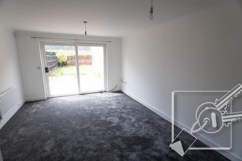 18 Mariners Way, Gravesend, DA11 9EP