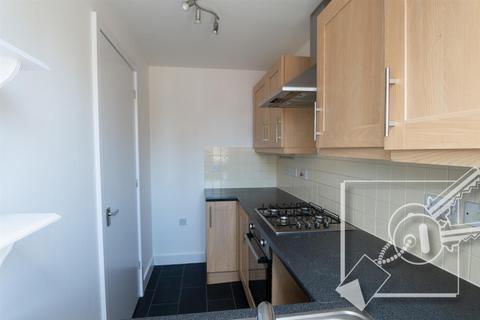 18 Mariners Way, Gravesend, DA11 9EP