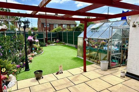 3 bedroom end of terrace house for sale, Edgerton Road, Lowestoft, Suffolk, NR33