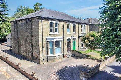 Clarkson Avenue, Wisbech