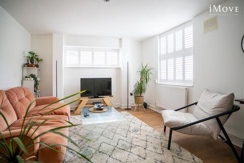 1 bedroom flat for sale, Harold Road, London SE19