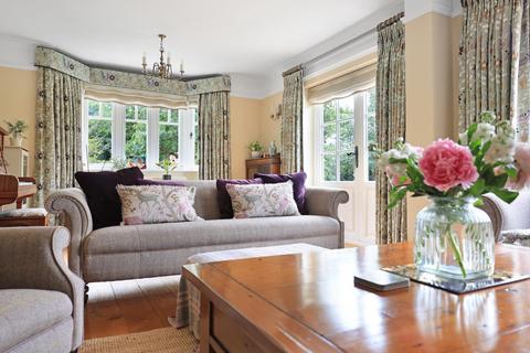 The Old Farmhouse Manor Road, Little Shelford, Cambridge, CB22 5HF