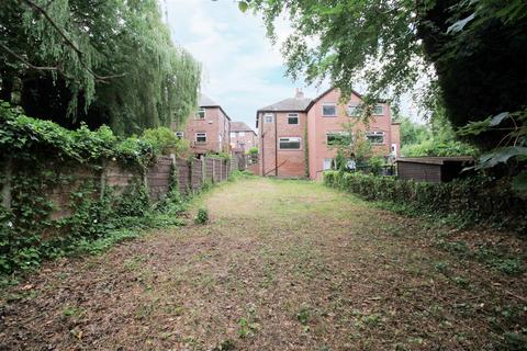 8 Dingle Avenue, Denton, Manchester, M34 7RB