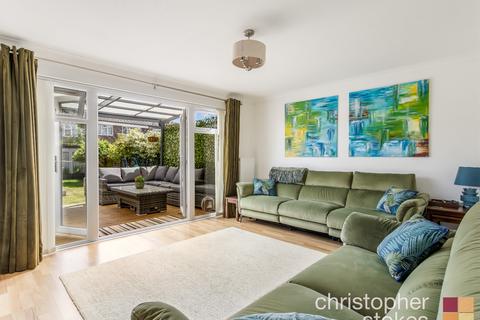 52 Brampton Close, Cheshunt, Waltham Cross, EN7 6HZ