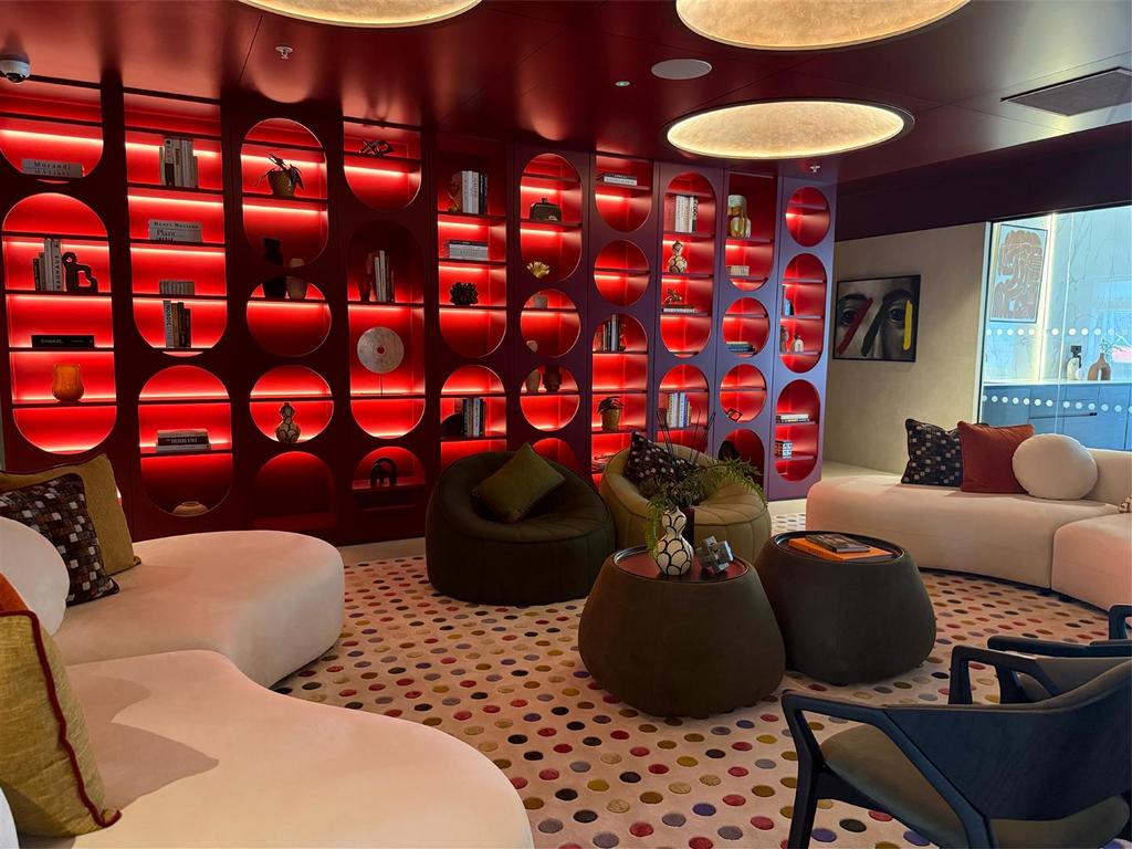 WHG Resident's Lounge.jpg