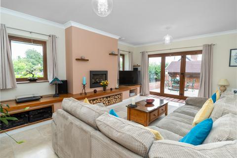 undefined, Avonmore, Tilstock, Whitchurch, Shropshire