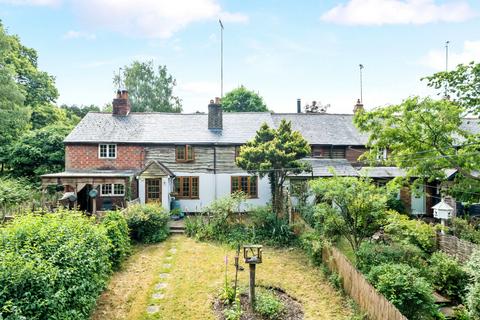 4 bedroom terraced house for sale, Culmer Lane, Godalming GU8