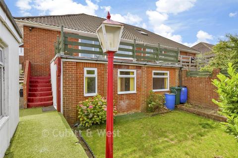 3 bedroom semi-detached bungalow for sale, Wheatfield Way, Brighton BN2