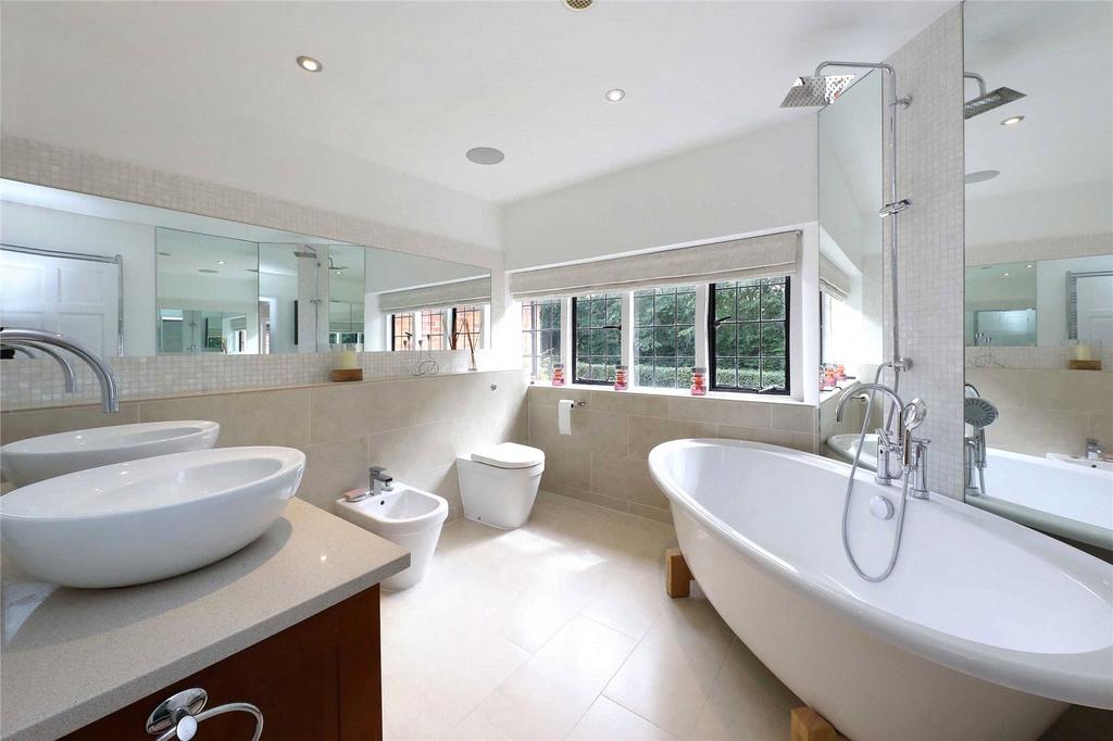 En Suite Bathroom