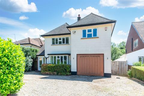 5 bedroom detached house for sale, Old Oak Avenue, Chipstead, Coulsdon
