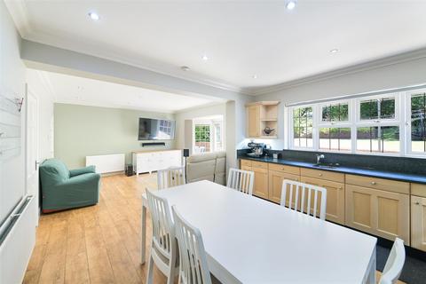 5 bedroom detached house for sale, Old Oak Avenue, Chipstead, Coulsdon