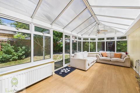 12 Goldsworth Drive, Rochester, ME2 3NR