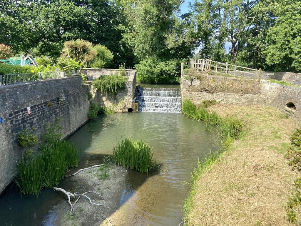 Full Size Render(7).jpg