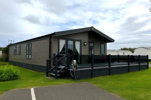 3 bedroom lodge for sale, Talacre CH8