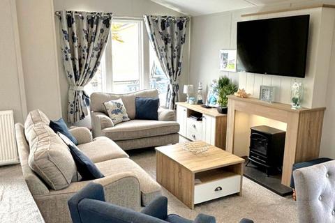3 bedroom lodge for sale, Talacre CH8