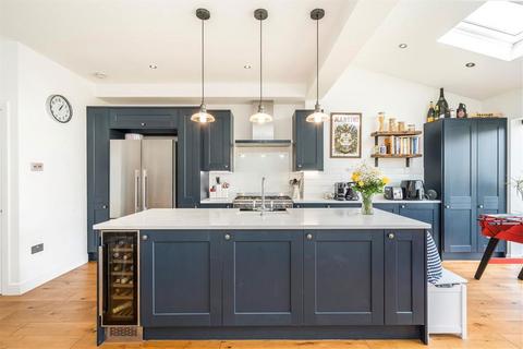 35 Eversley Road, London, SE7 7LE