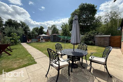 undefined, Gull Lane, Leverington