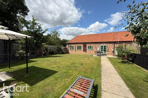 undefined, Gull Lane, Leverington