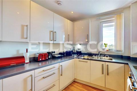 undefined, Hatton Road, Wembley, HA0