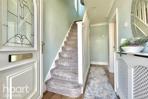 3 bedroom end of terrace house for sale, Onslow Road, Luton