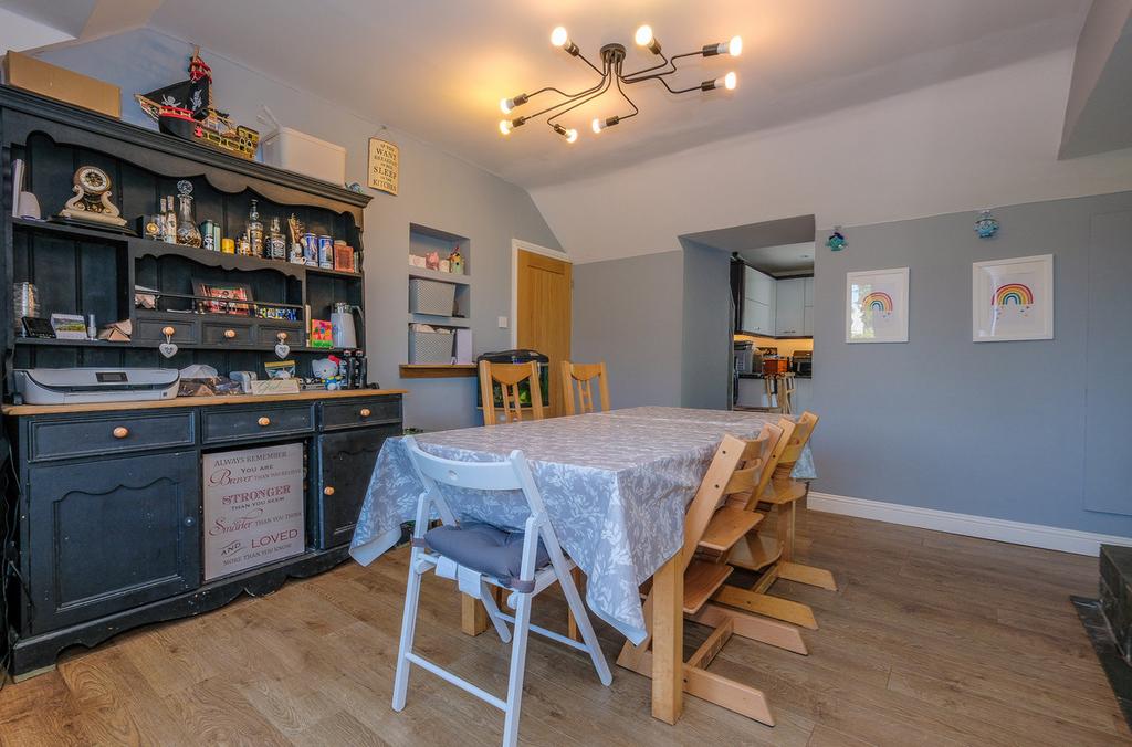 DIningroom alternative view