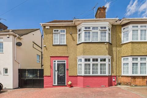 4 bedroom semi-detached house for sale, Pinner Park Avenue, Harrow, HA2