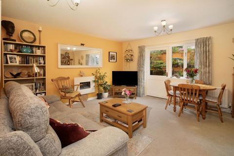 2 bedroom end of terrace house for sale, Bunting Close, Teignmouth, TQ14