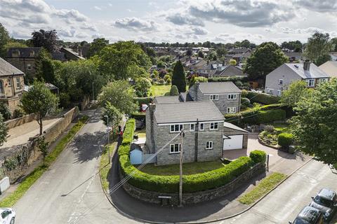 4 bedroom detached house for sale, Daisy Road, Brighouse HD6