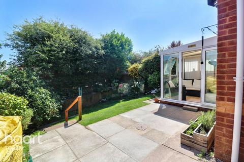 4 bedroom semi-detached house for sale, Whitebeam Close, Paignton