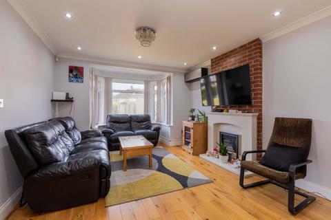 undefined, Bannister Close, Langley SL3