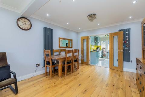 undefined, Bannister Close, Langley SL3