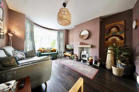 3 bedroom terraced house for sale, Claremont Avenue, Hull