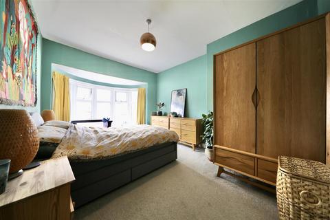 3 bedroom terraced house for sale, Claremont Avenue, Hull