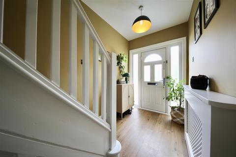 3 bedroom terraced house for sale, Claremont Avenue, Hull
