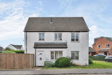 64 Foxcroft Drive, Carterton, OX18 3HT