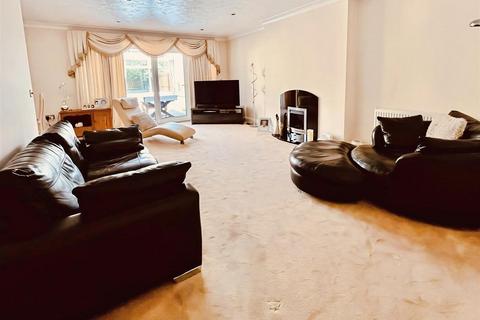 29 Kentmere, Bradford, BD2 1NY