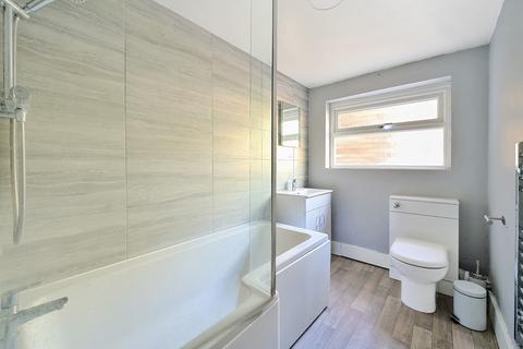 1 bedroom apartment for sale, Selhurst Road, London, SE25